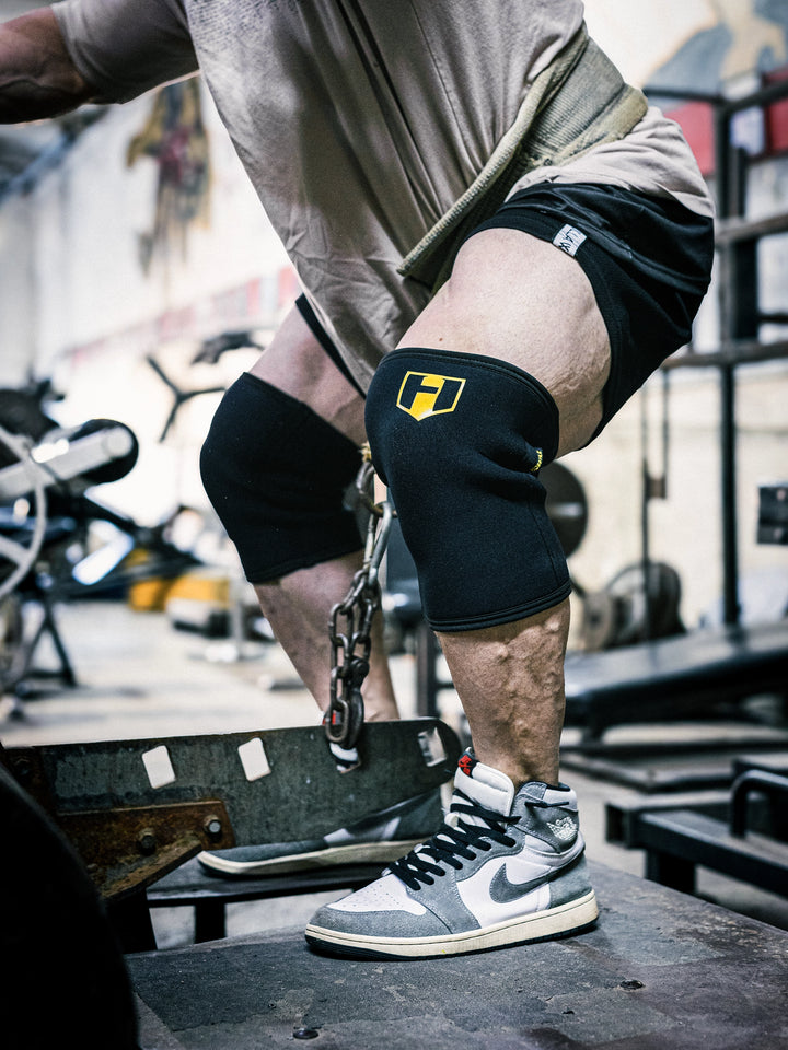 NEOPRENE KNEE SLEEVES